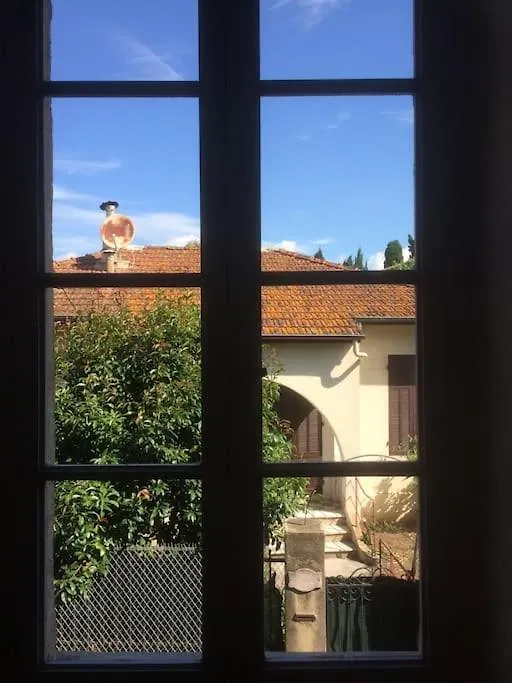 Studio Refait Recemment Rue Des Artistes A Frejus Apartment