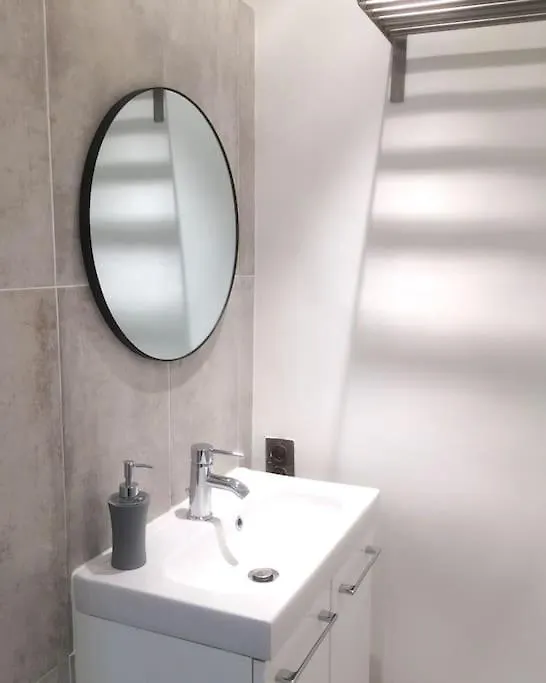 Studio Refait Recemment Rue Des Artistes A Frejus Apartment 0*,  France